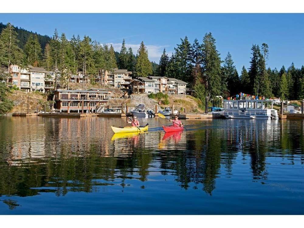 Painted Boat Resort Spa And Marina Madeira Park المظهر الخارجي الصورة