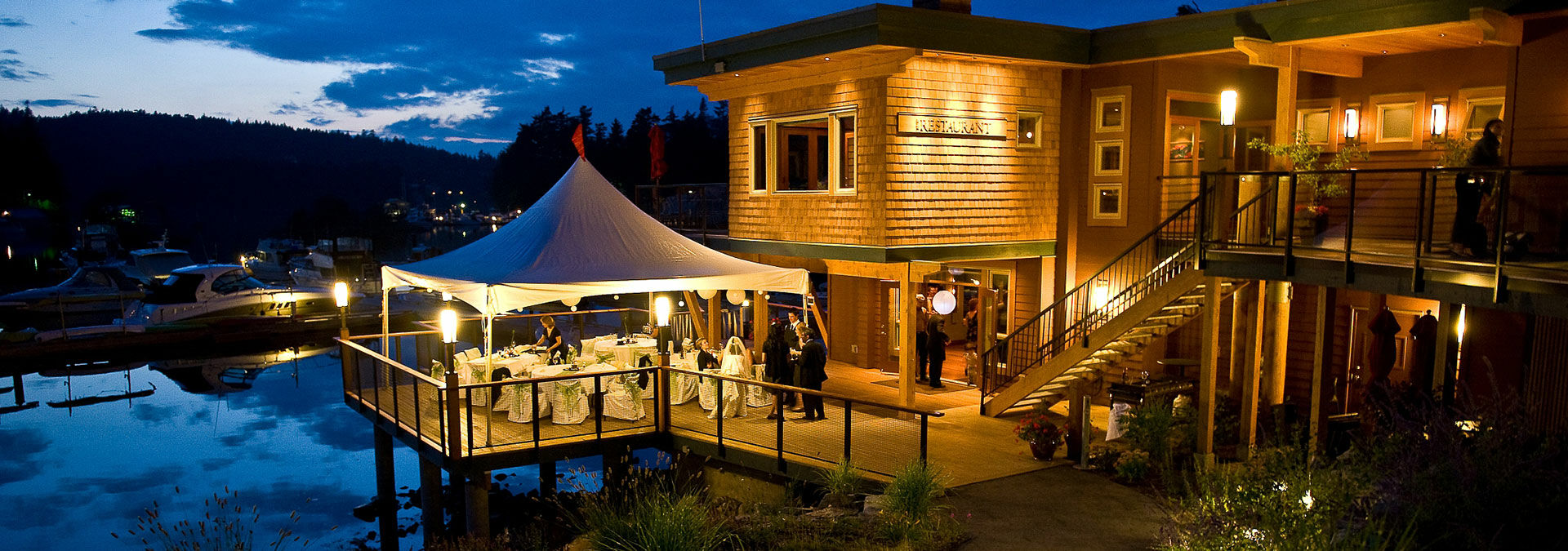 Painted Boat Resort Spa And Marina Madeira Park المظهر الخارجي الصورة