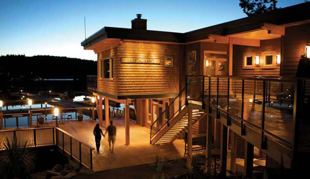 Painted Boat Resort Spa And Marina Madeira Park المظهر الخارجي الصورة